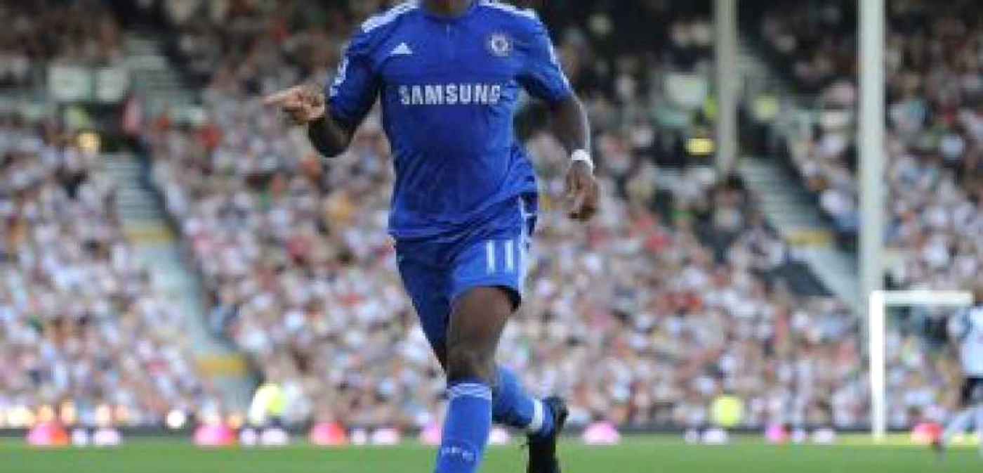 FOTBAL: Anelka vrea să-şi prelungească contractul cu Chelsea