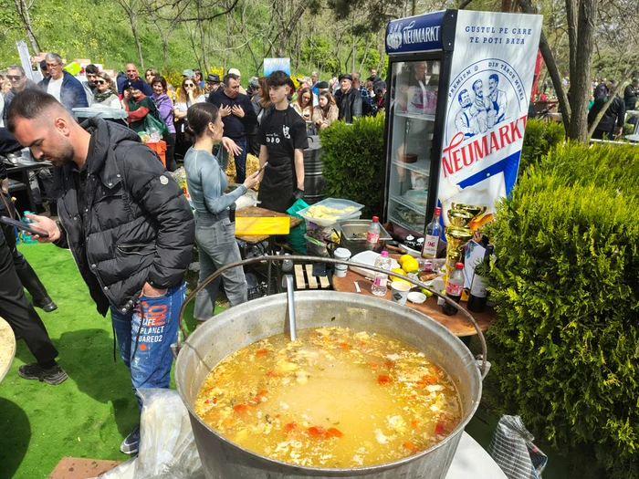 Borşul de peşte a fost la mare căutare