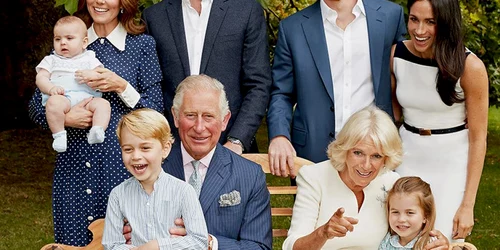 portret familia regala zi printul charles