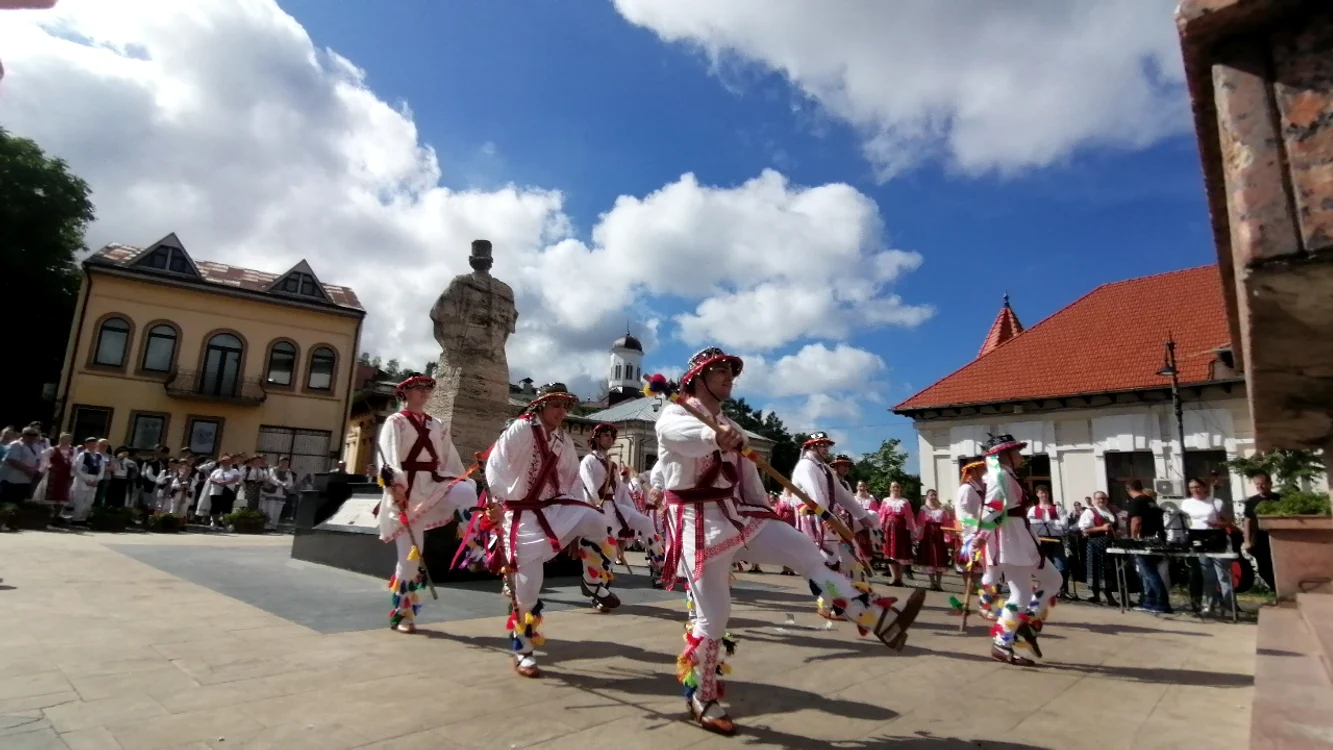 Copii de toate vârstele, din toată țara, vor dansa în aceste zile la Slatina FOTO: A.M.