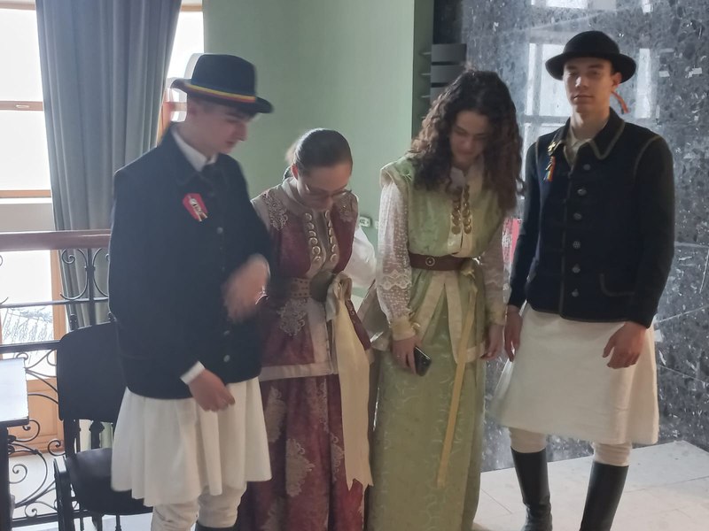 Cum au sărbătorit Junii Dorobanți un secol de atestare documentară. Povestea acestei societăți a Junilor