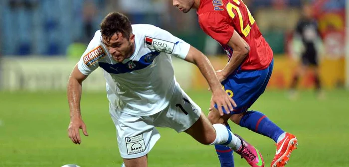 Fotbaliştii Viitorului au zburdat pe teren în partida cu Steaua de pe stadionul Ghencea FOTO Răzvan Păsărică