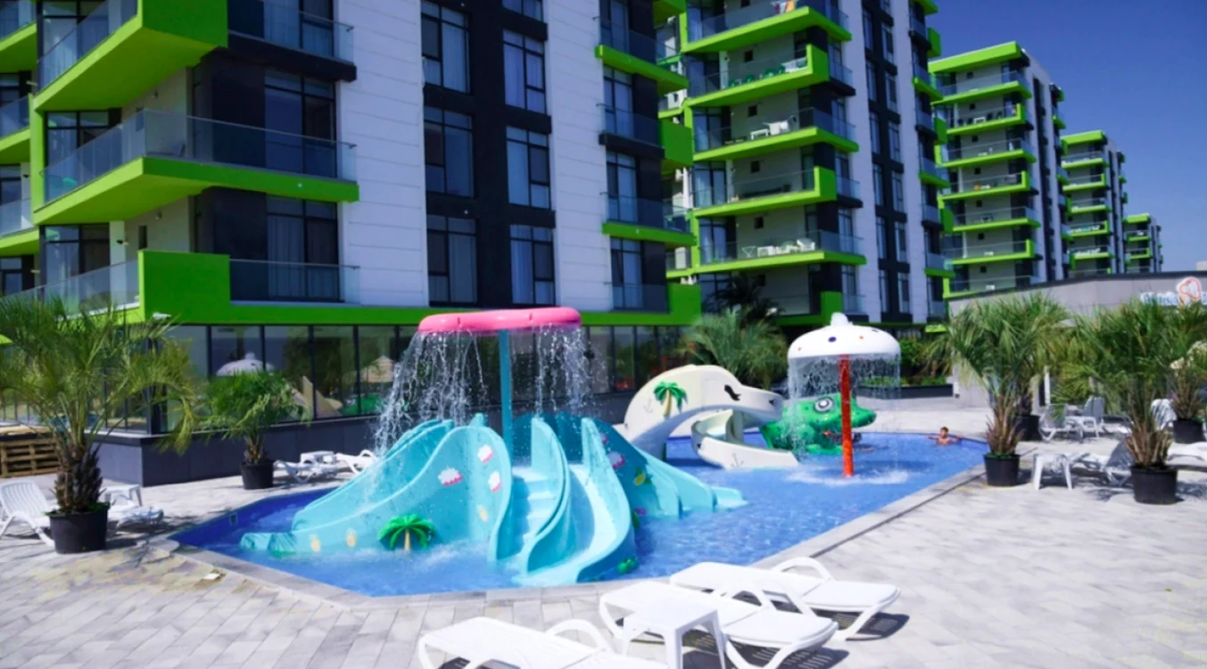Piscina de la Alezzi Mamaia Nord Năvodari Sursa alezzi.ro