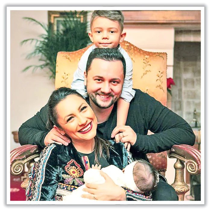 Această fotografie cu familia Măruţă a strâns ieri mai bine de 170.000 de aprecieri pe Facebook