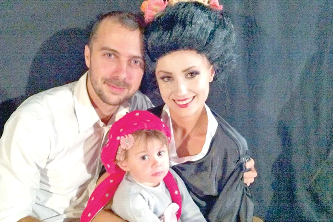 Oana Ioniţă vrea să aibă la nunta ei din iulie o rochie de prinţesă (FOTOGRAFII: ARHIVA PERSONALĂ)