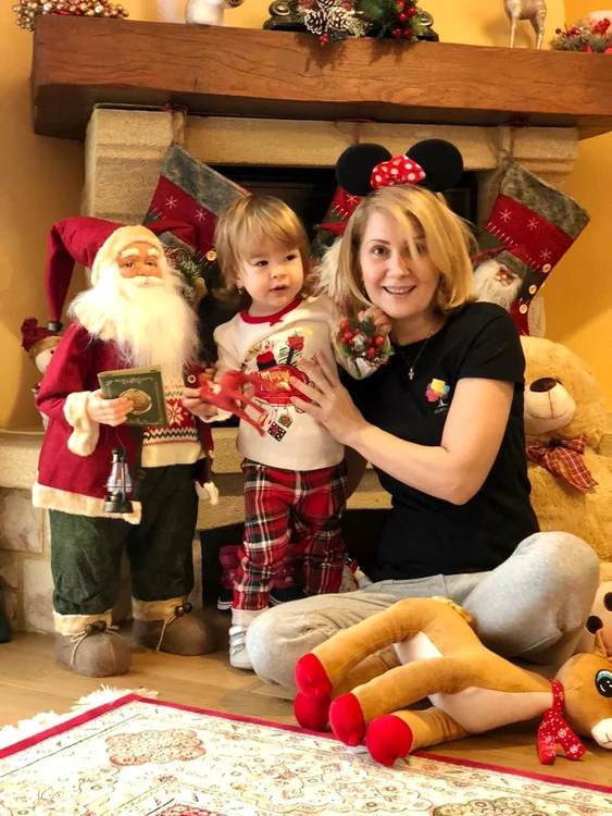 2 alessandra stoicescu si fiica 1 jpg jpeg