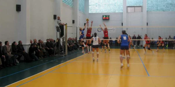 Meciurile de volei pot deveni doar amintire la Iaşi