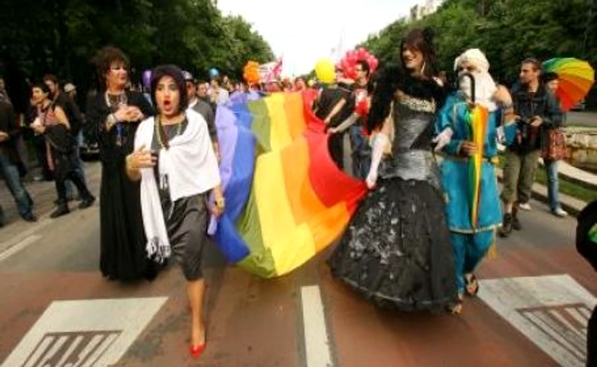 
    Marşul Diversitaţii a reunit mai mulţi demonstranţi excentrici  
