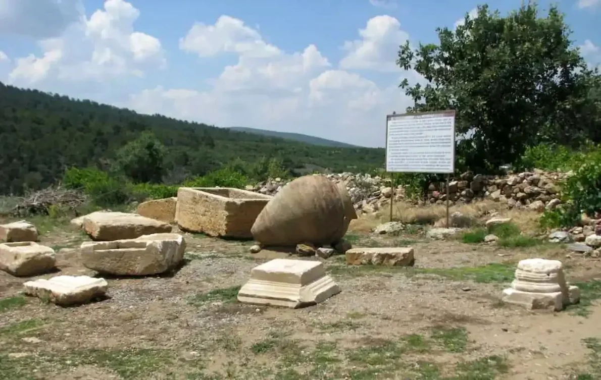 Ruinele orașului antic Acmonia (© Uşak İl Kültür ve Turizm Müdürlüğü)