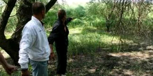 Bărbaţii îi ajutau pe migranţii orientali să treacă fraudulos frontiera către vestul Europei