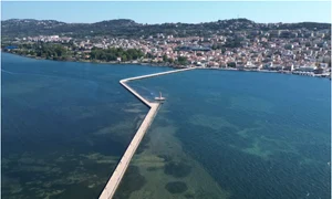 cel mai lung pod peste mare grecia jpg