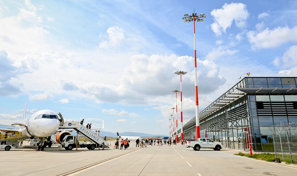 Maraton meteo pe Aeroportul din Sibiu. Oficiali: „Astăzi a fost ca pe Netflix - episod nou la fiecare oră”