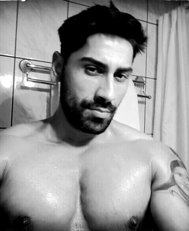 Cei mai sexy cântăreți din România: Connect-R (33 de ani) este un tătic îndrăgit