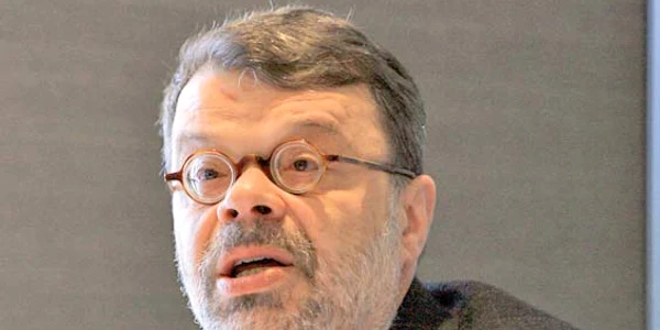 Senatorul Daniel Barbu crede că este mai curajos decât militarii români care luptă în Afganistan jpeg