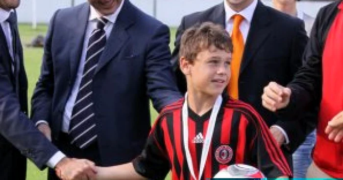 FOTBAL: Marius Cocârlă, cel mai tehnic jucător la Milan Junior Camp