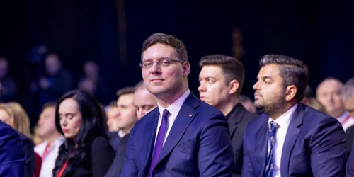 victor negrescu facebook 