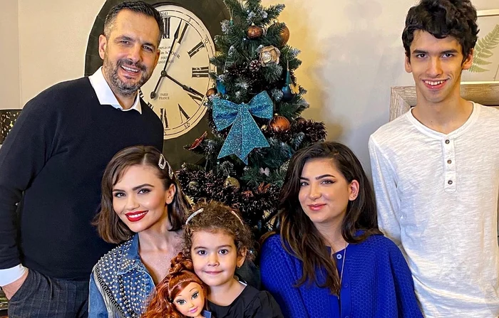 Familia lui Mădălin Ionescu / foto: Social media
