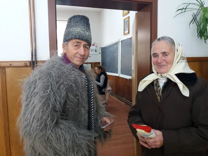 Constantin şi Elena Babiciu îşi doresc locuri de muncă pentru tineri Foto: Angela Sabău