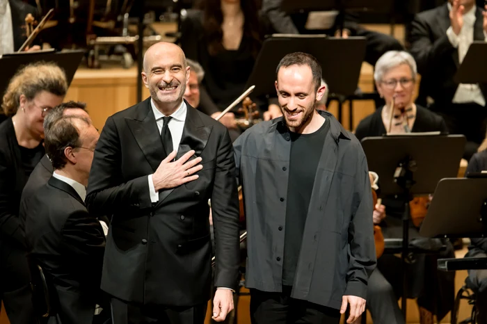 Aplauze pentru filarmoniști, Antonello Manacorda și Igor Levit. FOTO Credit Tobias Hase