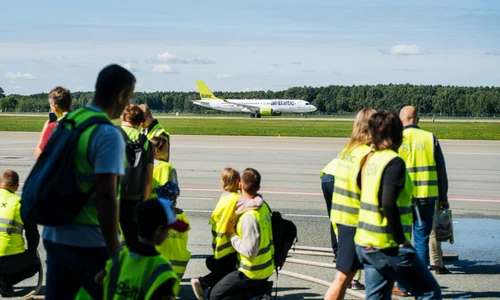 airBaltic FB airBaltic jpg