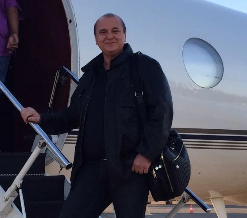 Milionarul se declară fericit alături de OanaFoto Click! de la Prima Tv