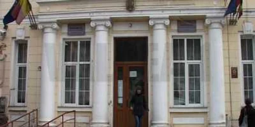 Aproape 10.000 de dosare aşteaptă să fie soluţionate de către procurorii vâlceni