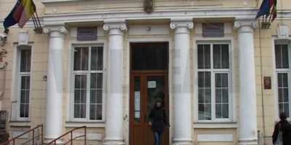 Aproape 10.000 de dosare aşteaptă să fie soluţionate de către procurorii vâlceni