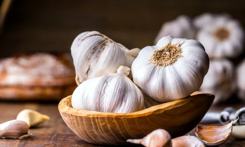 Usturoi FOTO Shutterstock