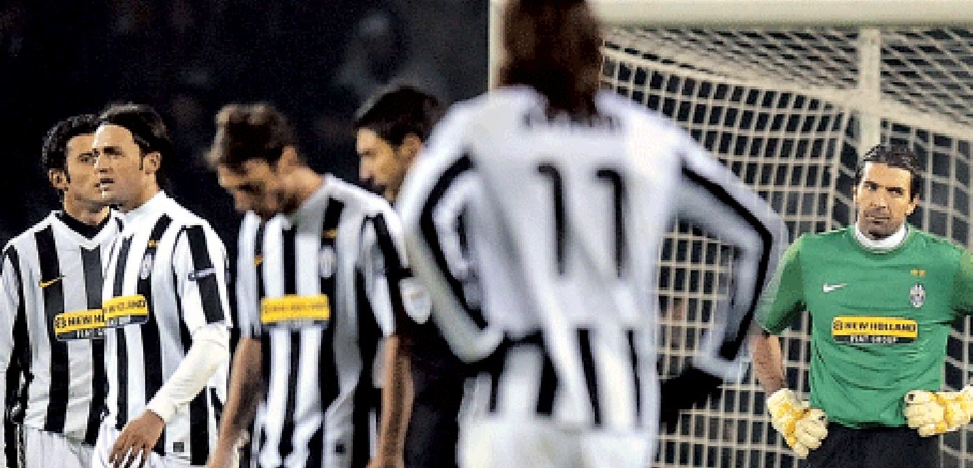 Portarului Buffon şi colegilor lui nu le vine să creadă că au fost învinşi la scor