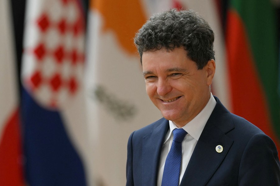 Gluma făcută de Nicușor Dan la o conferință internațională: „Mi-au pregătit un discurs care începe cu secolul XIII”