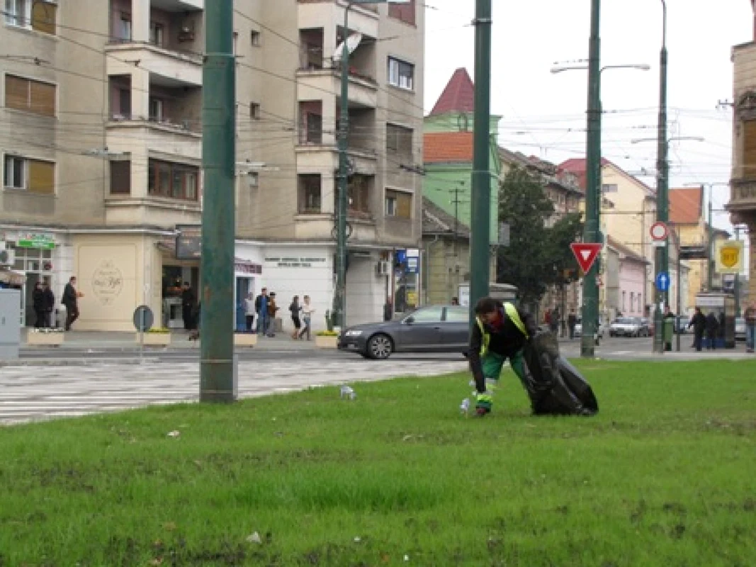 Protest inedit cu zebre în Piaţa Bălcesscu