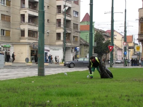 Protest inedit cu zebre în Piaţa Bălcesscu