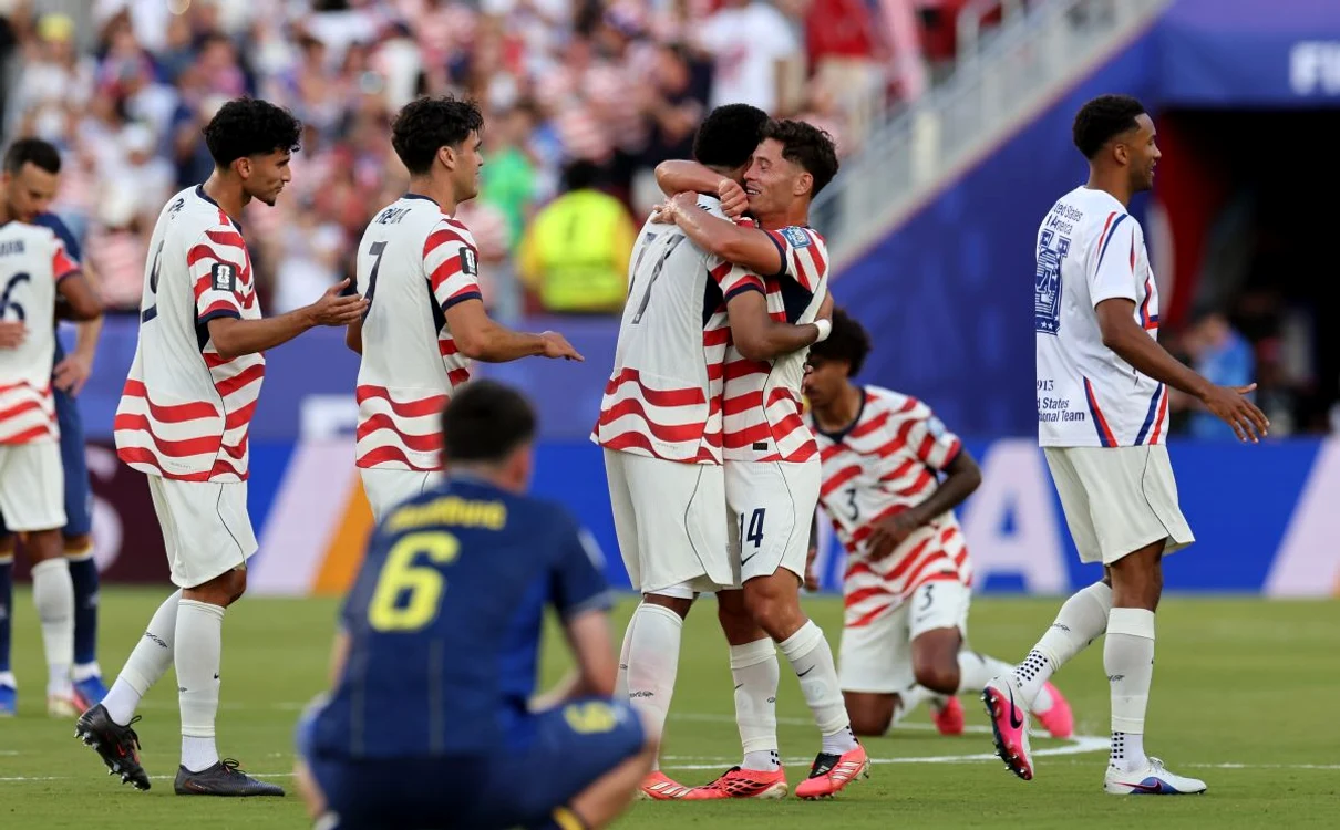 Americanii continuă lupta pentru visul cuceririi titlului mondial (FOTO: EPA)