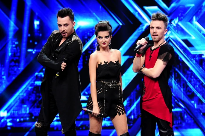 b 52 x factor foto antena 1