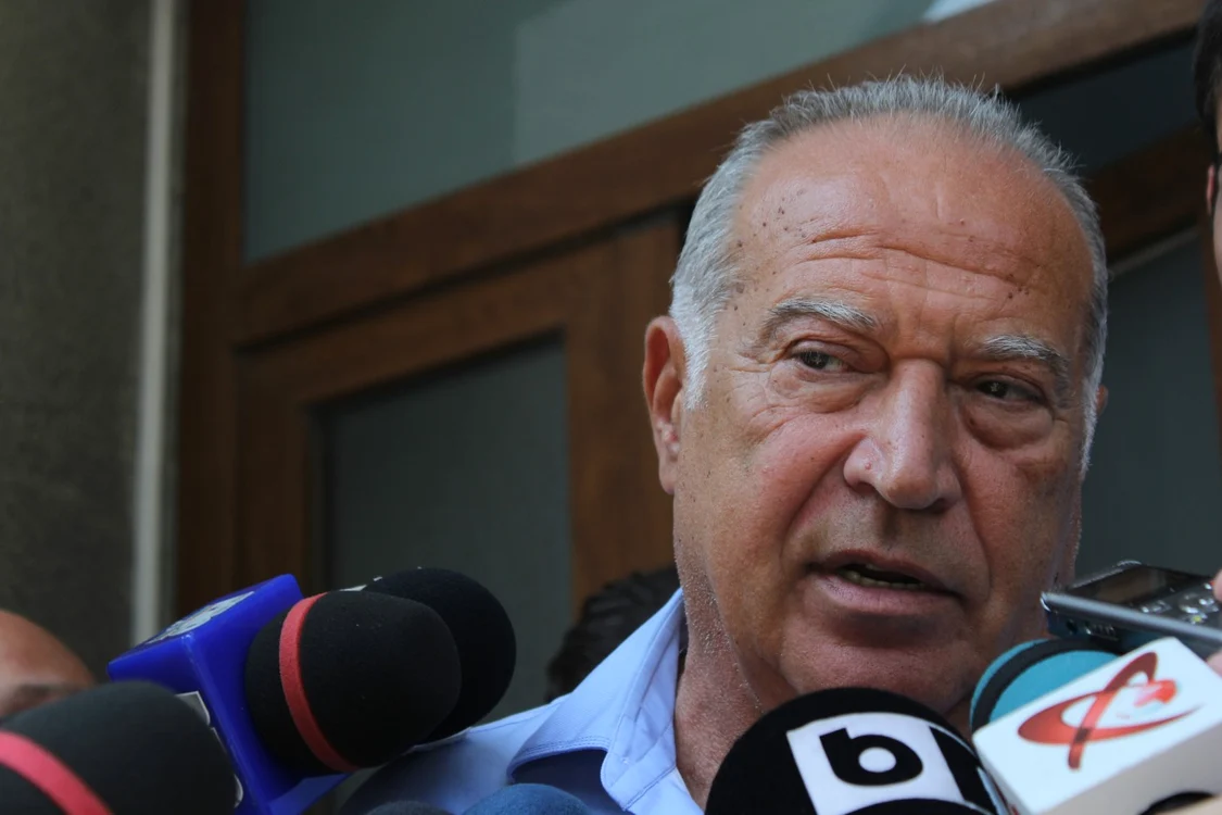 Dan Voiculescu este aşteptat la Curtea Supremă