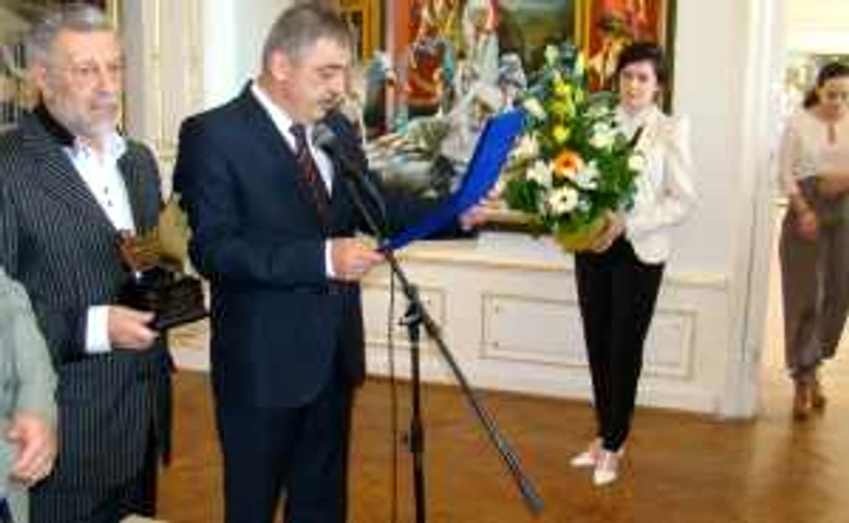 Nicolae Maniu a primit titlul de "Cetăţean de Onoare al Clujului". FOTO: CJ Cluj