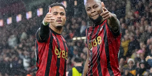 Justin Kluivert şi Antoine Semenyo, autorii golurilor din partida Bournemouth Fulham 3 1 GETTY png