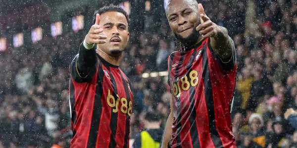 Justin Kluivert şi Antoine Semenyo, autorii golurilor din partida Bournemouth   Fulham 3 1 GETTY png