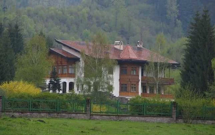 Vila de protocol din staţiunea Covasna i-a aparţinut lui Nicolae Ceauşescu FOTO www.turistik.ro
