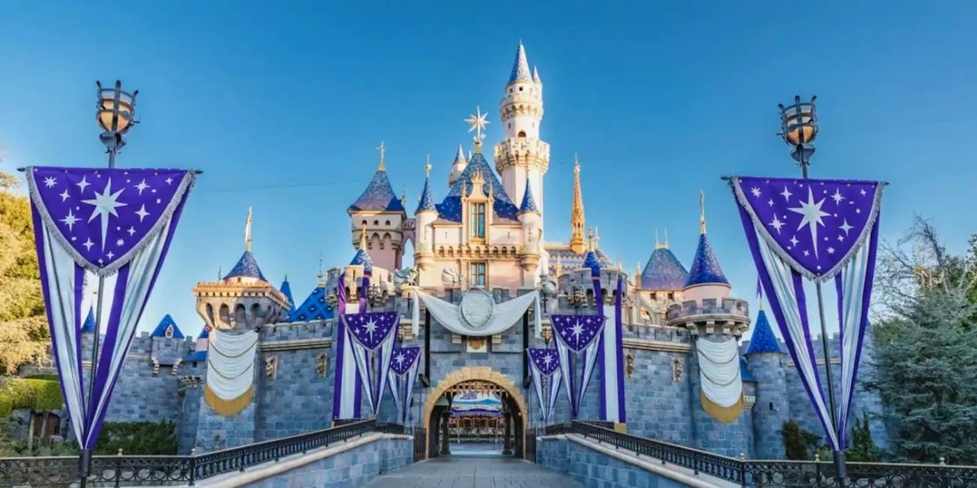 Locul magic din România comparat cu Disneyland / Foto: Disneyland
