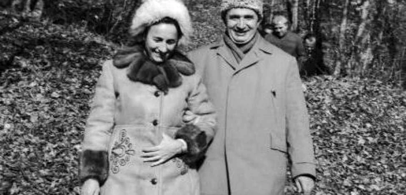 Soţii Ceauşescu erau sfătuiţi de stiliştii proprii în privinţa vestimentaţiei FOTO GettyImages/Guliver