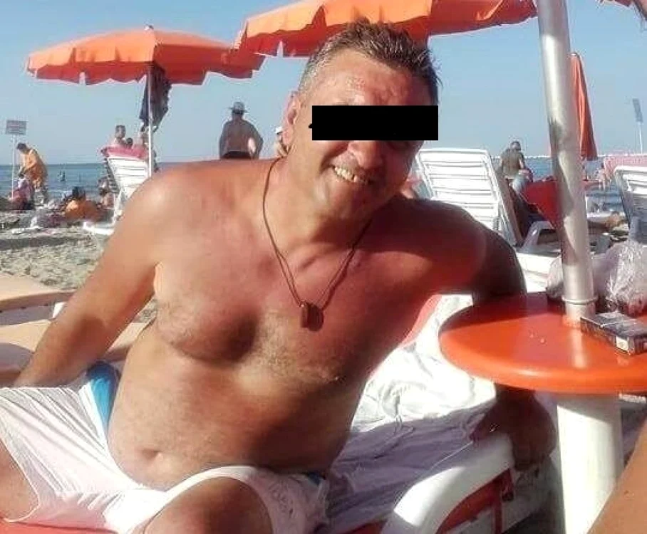 Vasile Pascale, bărbatul reţinut pentru uciderea Tatianei Tudor. În aceeaşi zi în care victima sa a fost descoperită, acesta pleca la mare cu o altă femeie FOTO Facebook