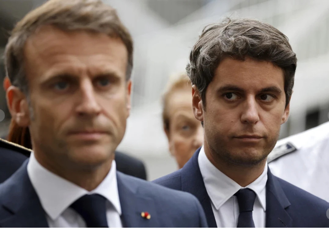Emmanuel Macron și noul prim ministru al Franței. Foto: AP