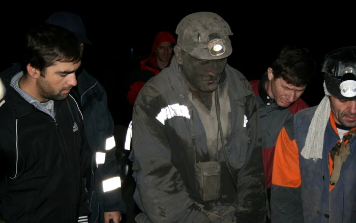 Salvator minier, după exploziile din Petrila, în 2008. Foto: Traian Manu