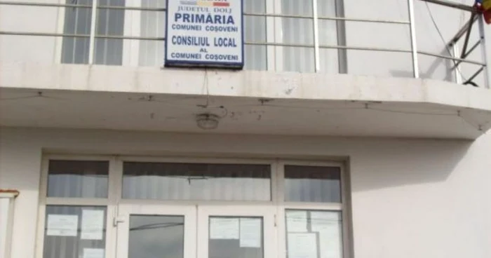 Consiliul local din Coşoveni, dizolvat în instanţă