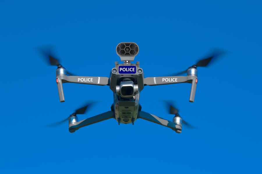 Român de 29 de ani urmărit cu drona și un câine polițist în Elveția. Prins la furat de cabluri electrice