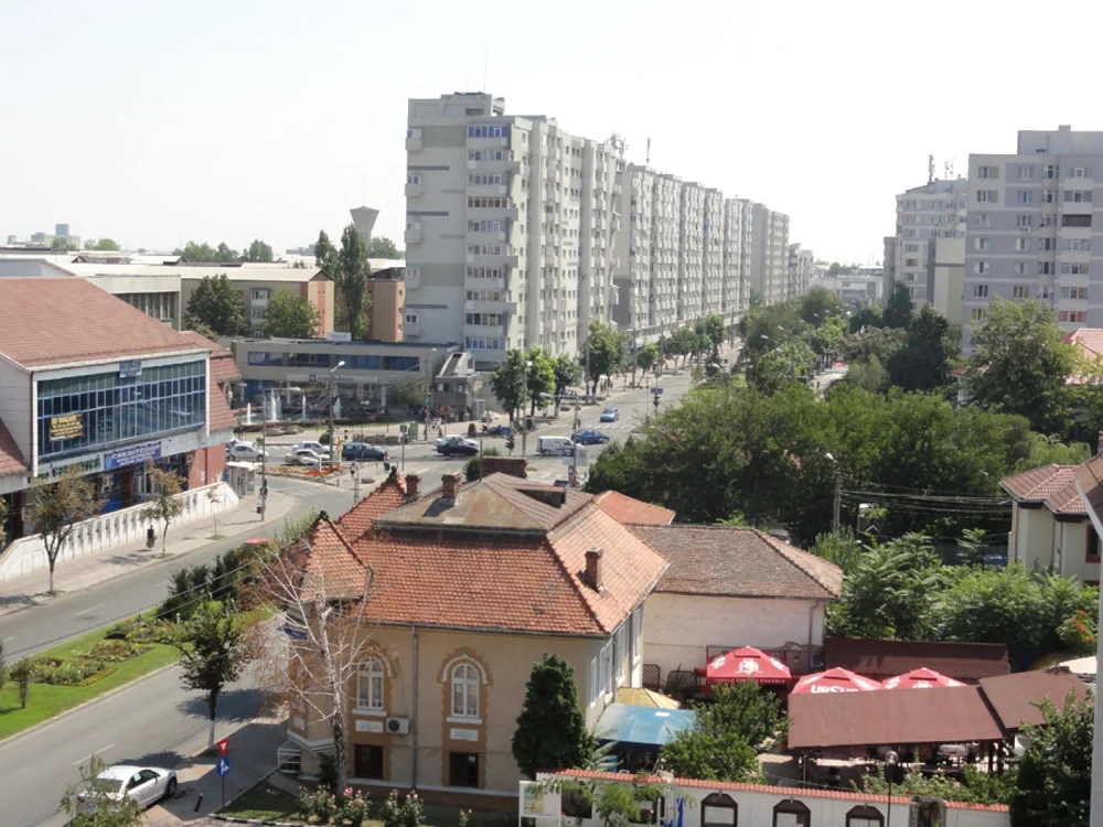 Imagine panoramica cu blocuri din Slatina... (FOTO: Mugurel Manea)