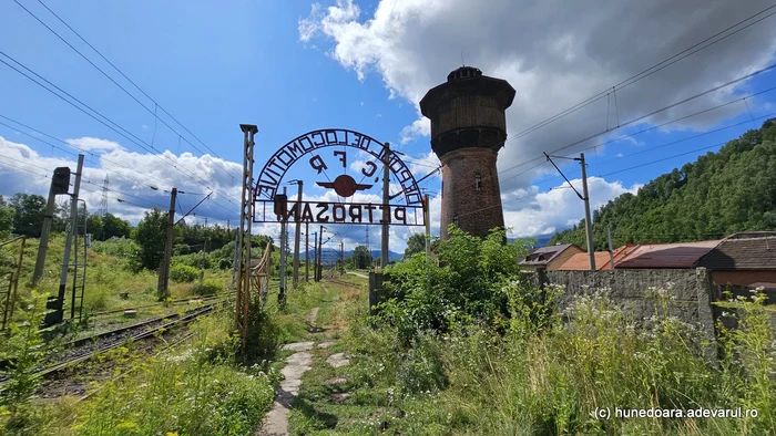 Turnul de apă din Petroșani. Foto: Daniel Guță