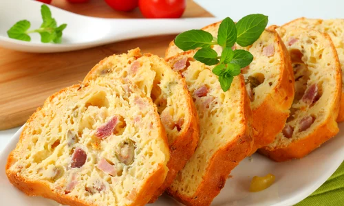 chec aperitiv shutterstock 205392097 jpg