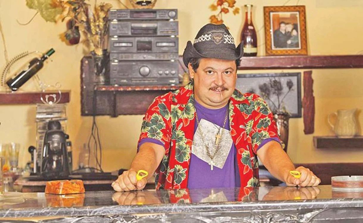 Bobonete a dat lovitura cu rolul cârciumarului Bobiţă